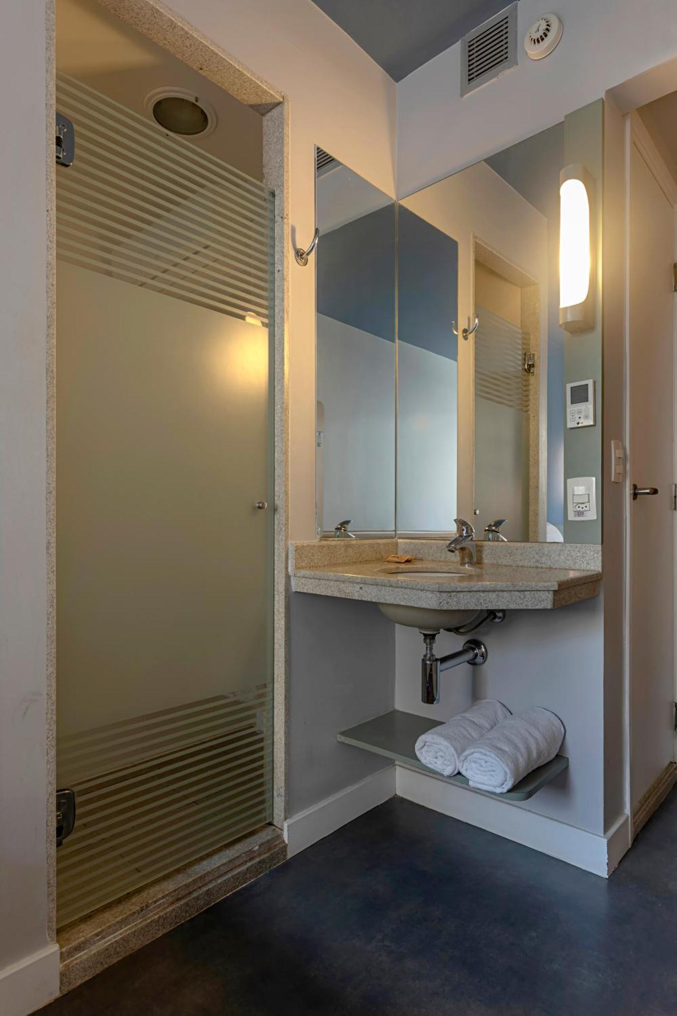 Standard Twin Room,1584707260:JPEG