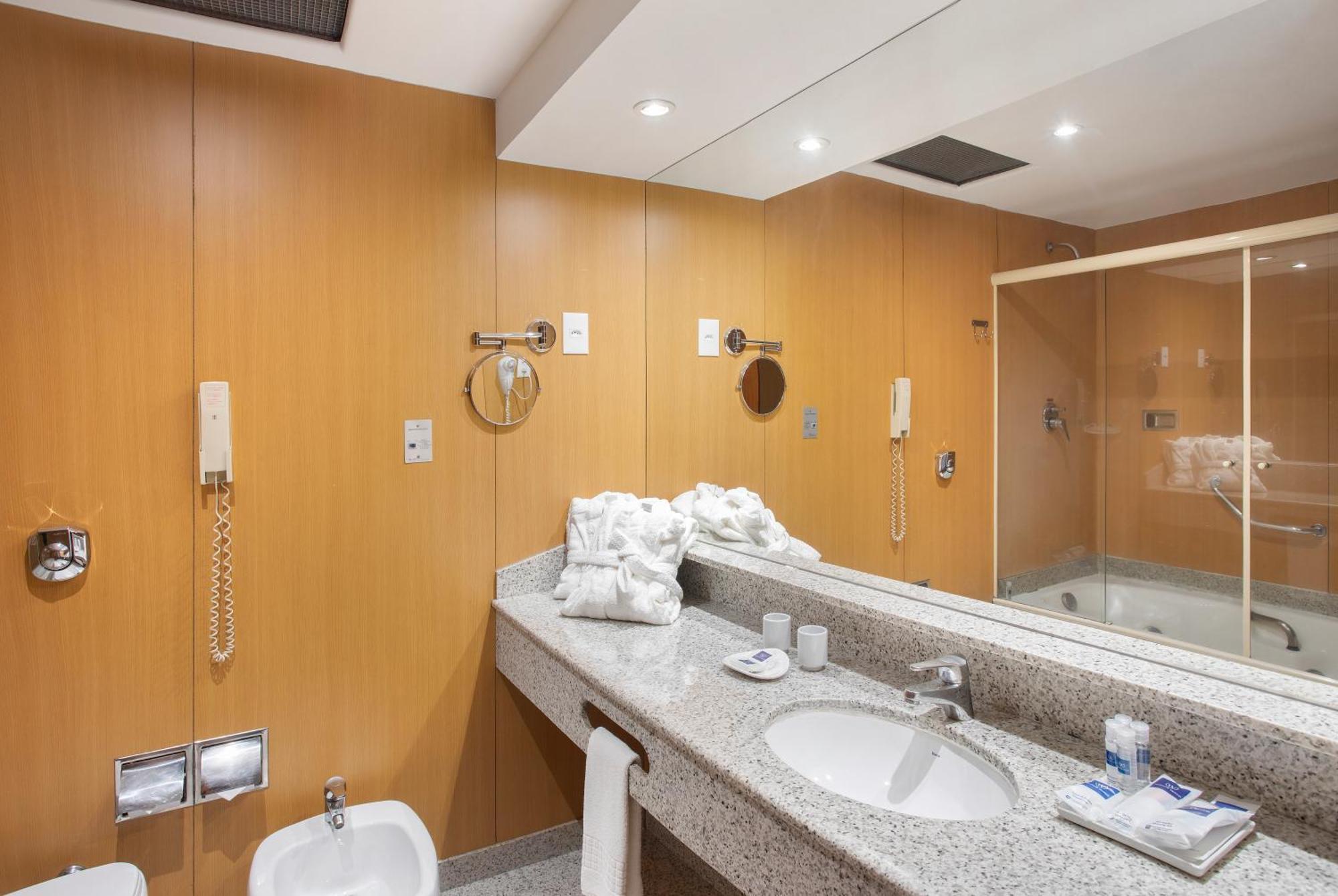 Junior Suite City View