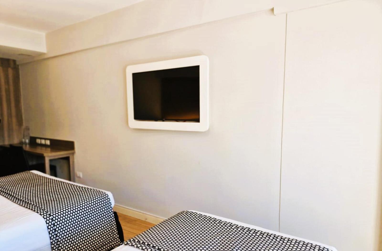 Luxury Triple Room