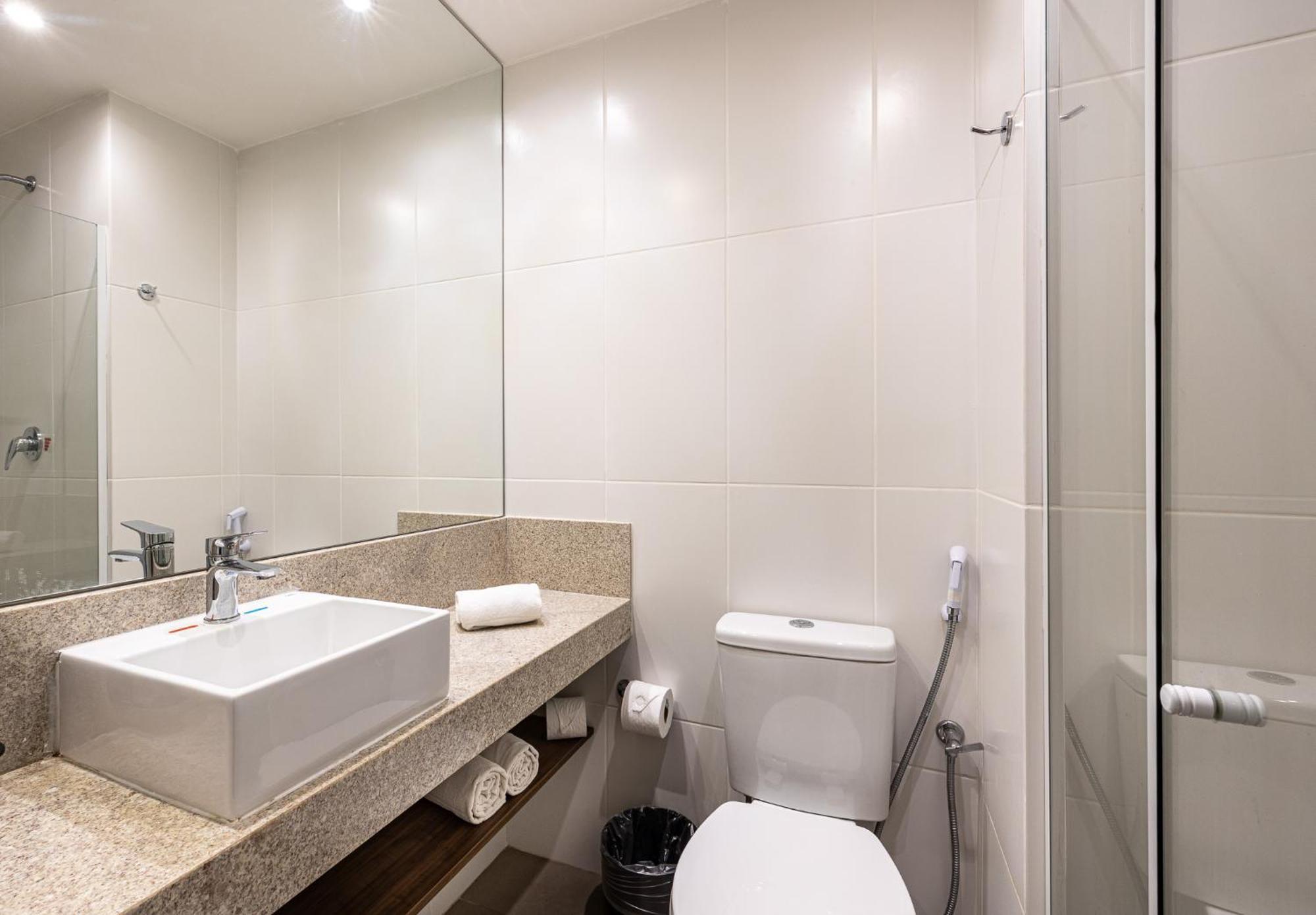Quarto com 2 Camas de Solteiro