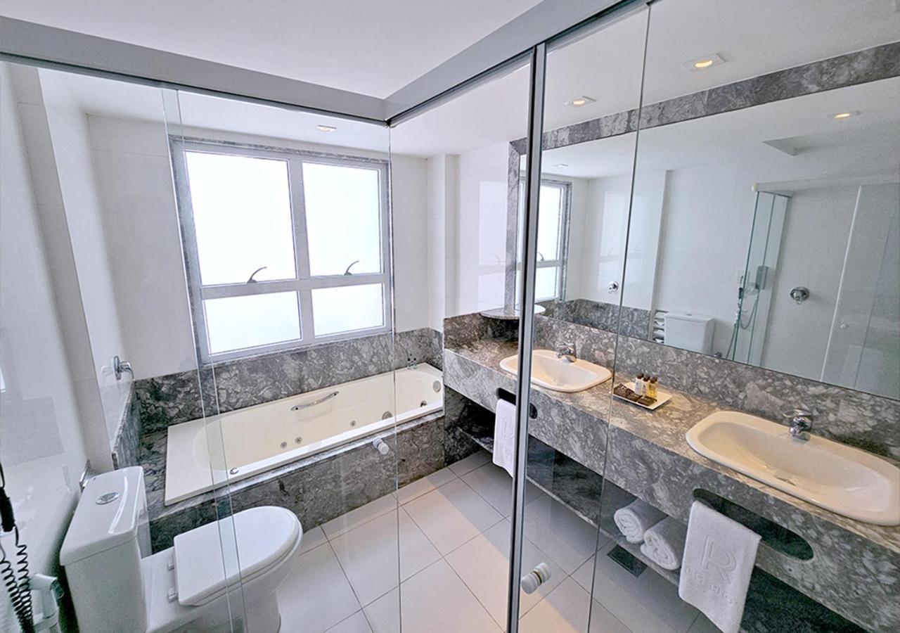 Master Suite Front Ocean View Balcony