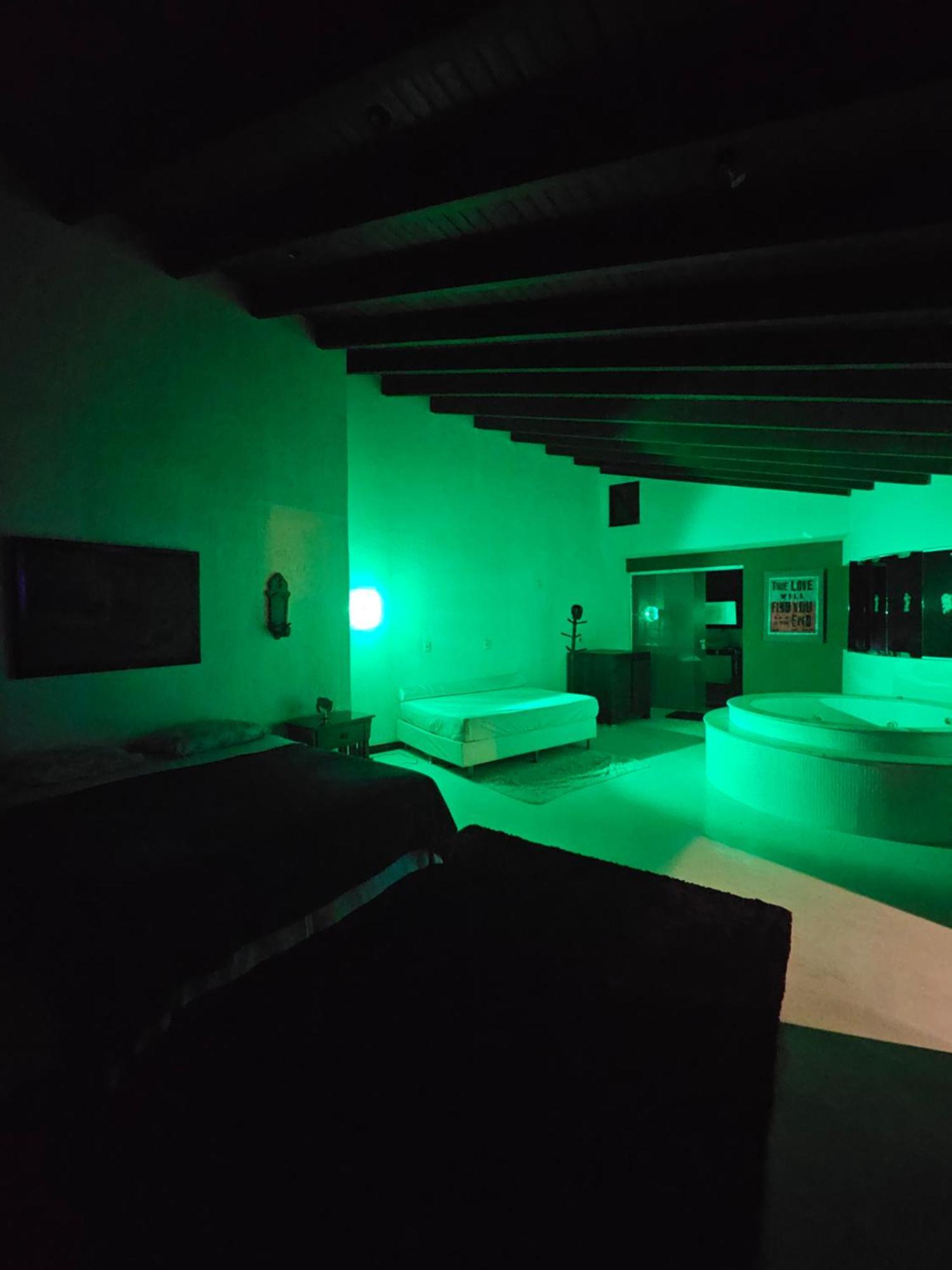 Queen Suite Spa Bath