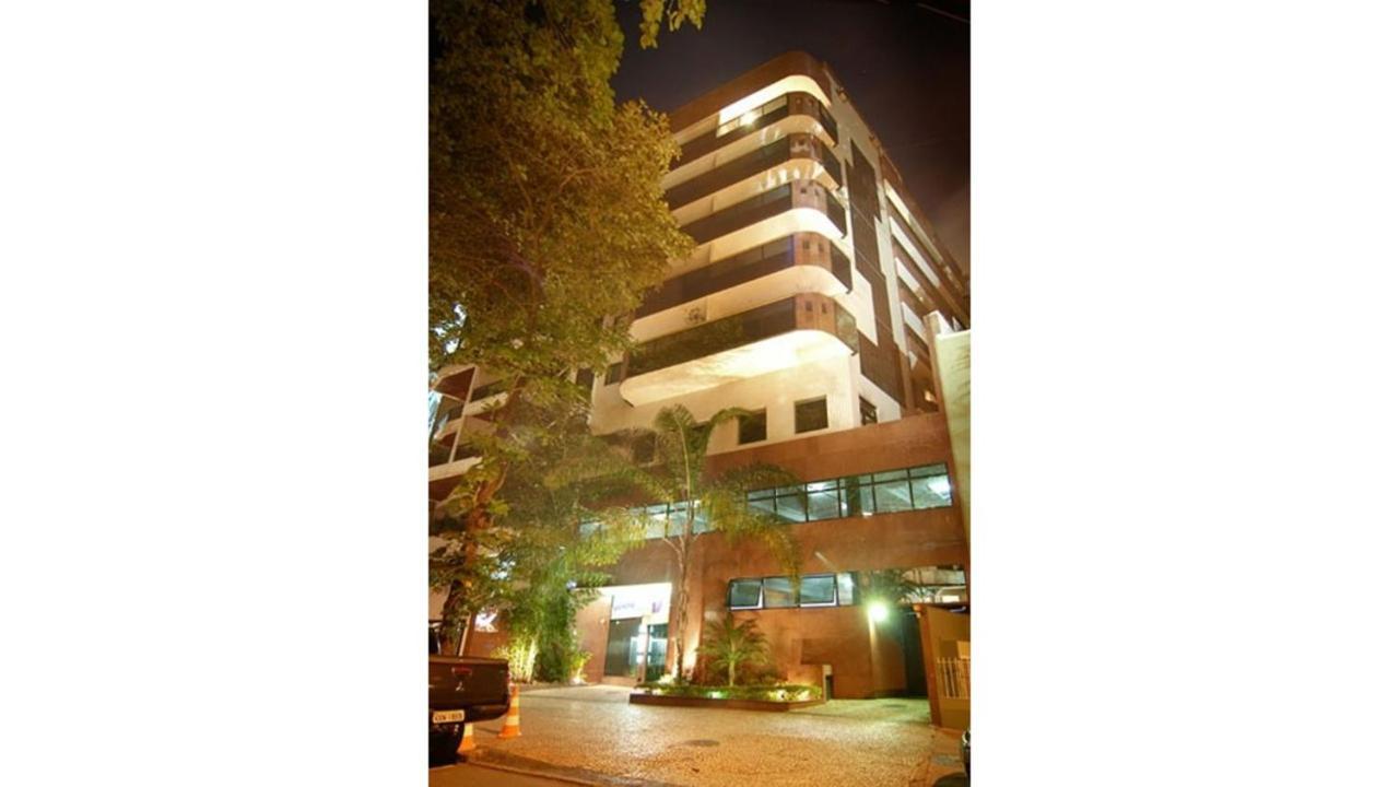 Superior One-Bedroom Apartment Balcony