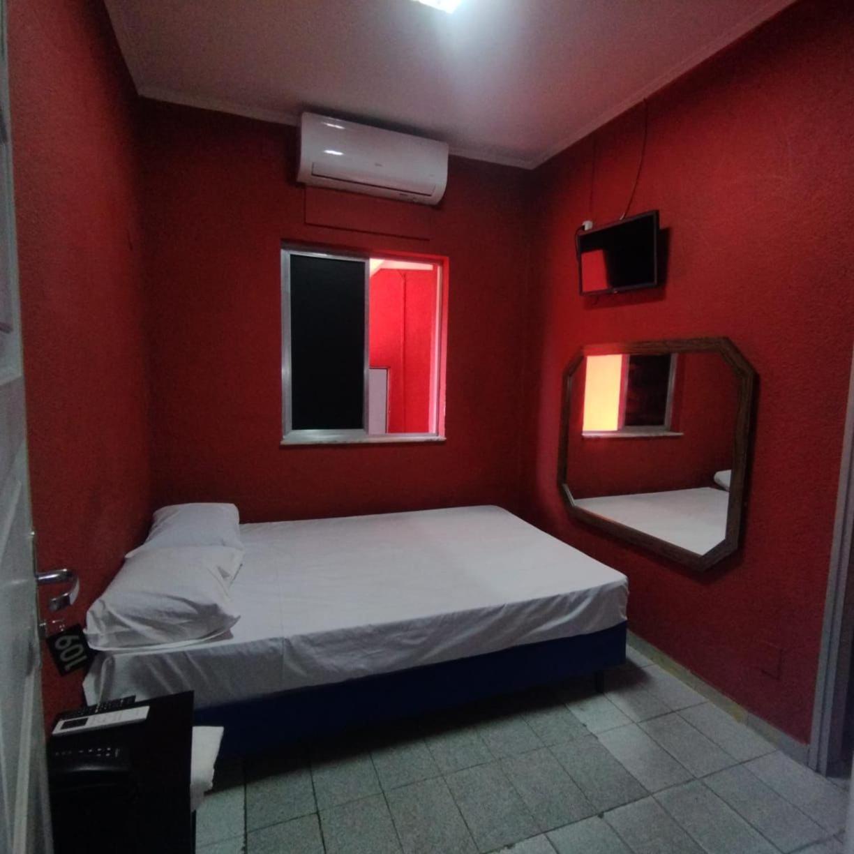 Quarto Duplo com Banheiro Privativo