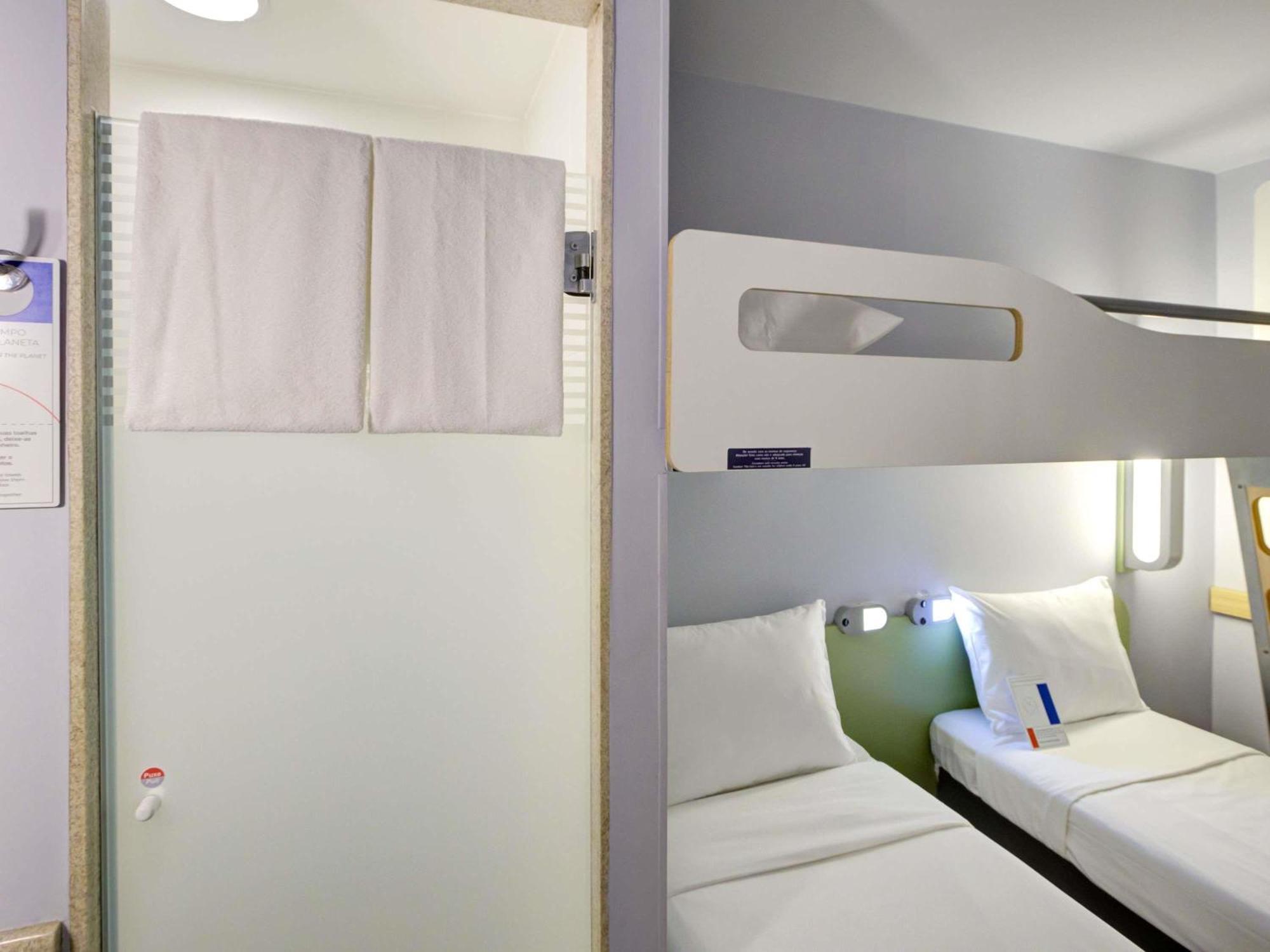 Standard Twin Room with Bunk Bed,1743069999:JPEG