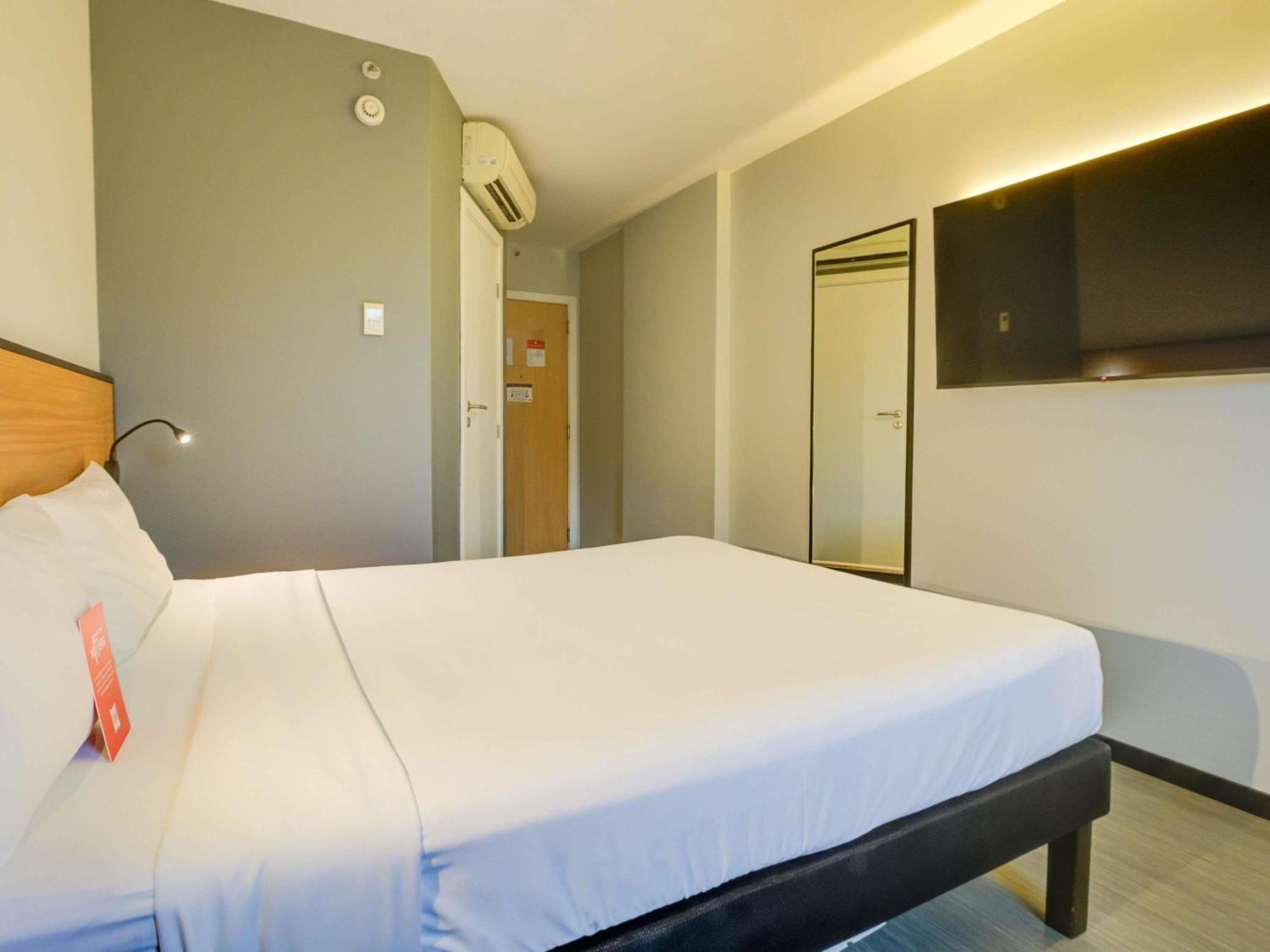 Standard Room Double Bed Sea View