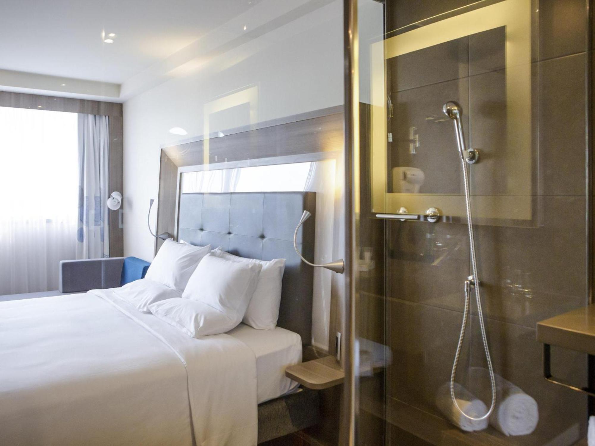 Superior Apartment Twin Beds