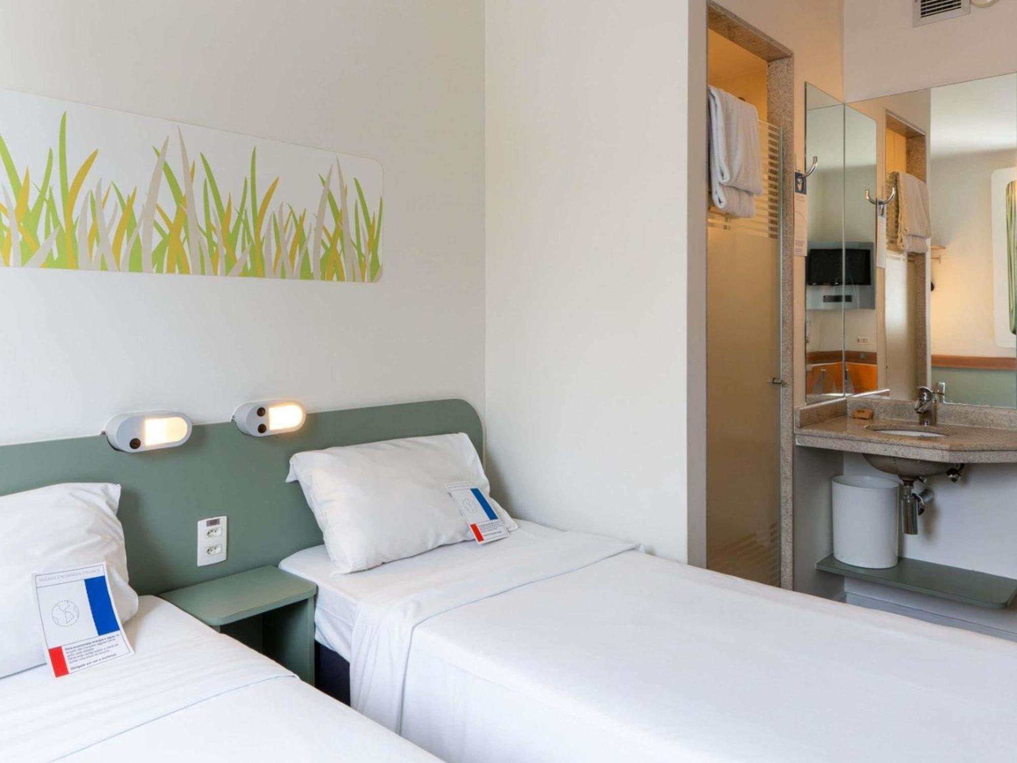 Superior Apartment Two Single Beds