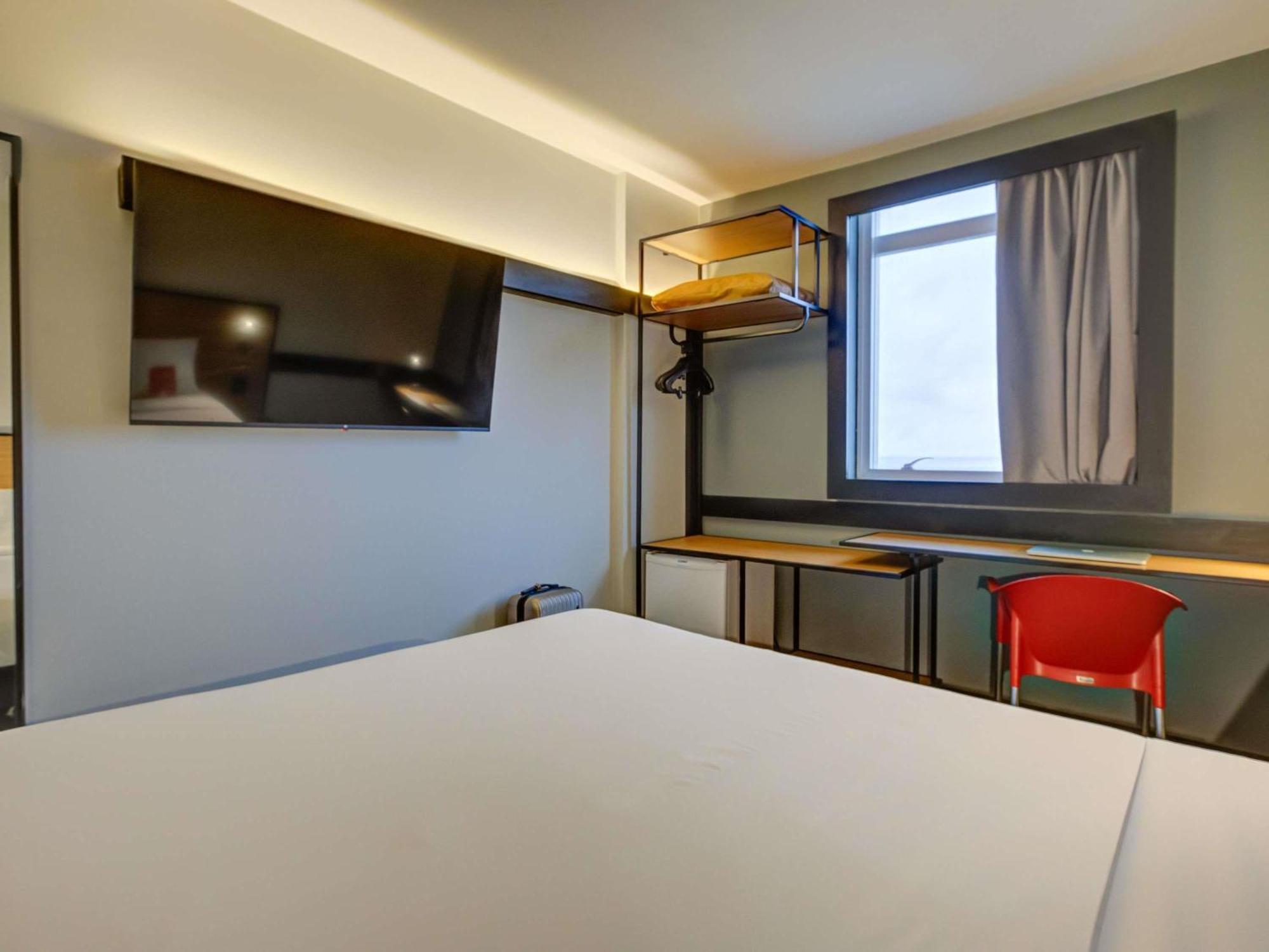 Standard Room Double Bed Sea View