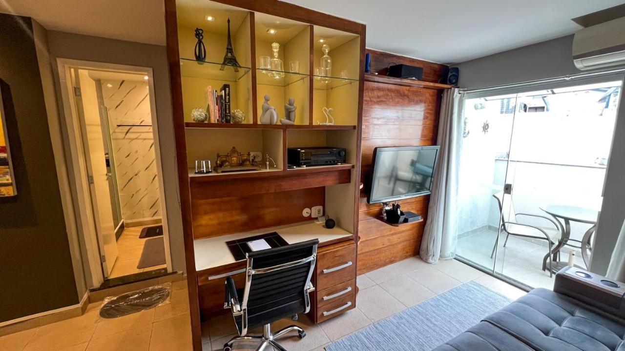 Superior One-Bedroom Apartment Balcony