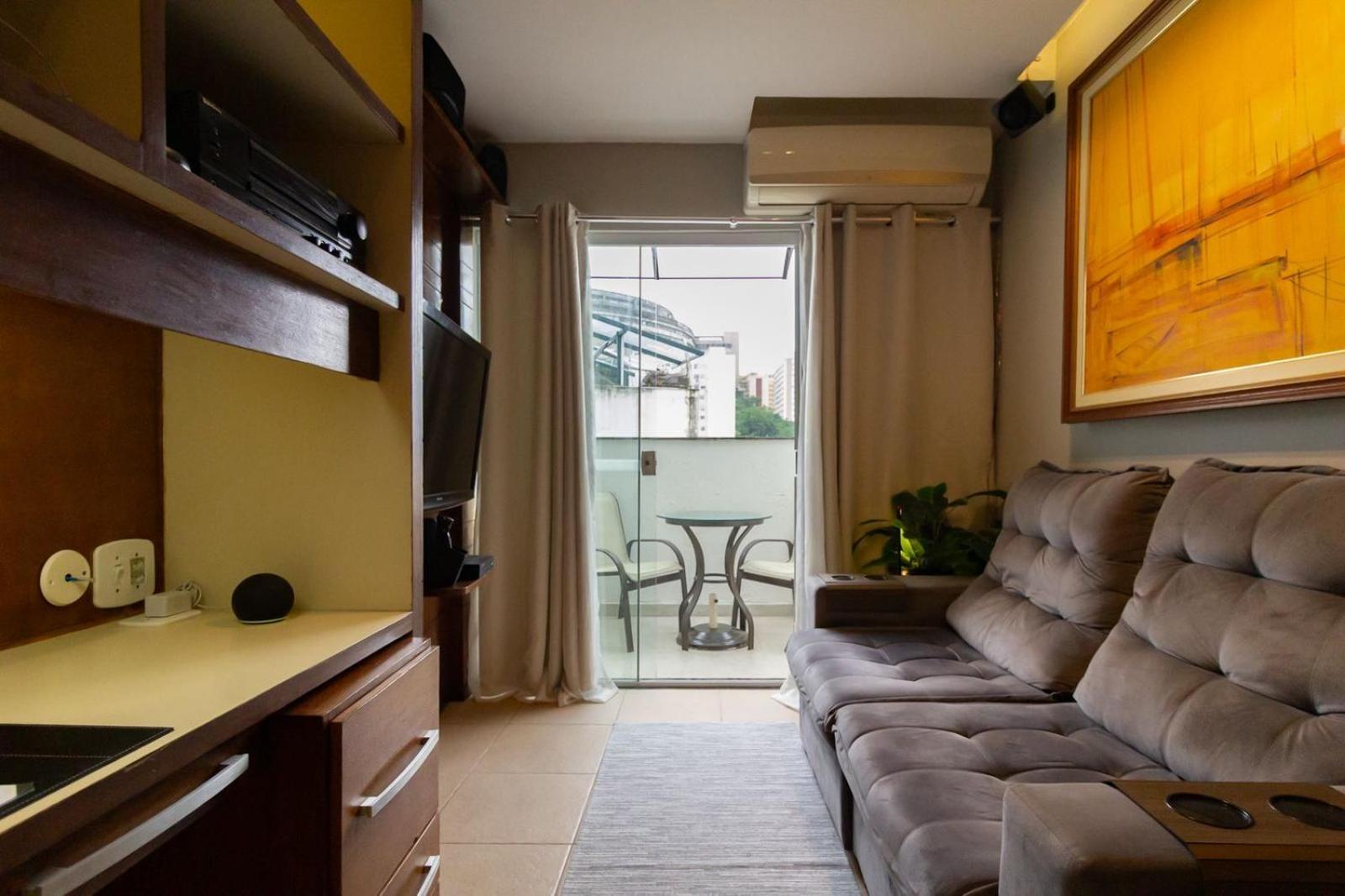 Superior One-Bedroom Apartment Balcony