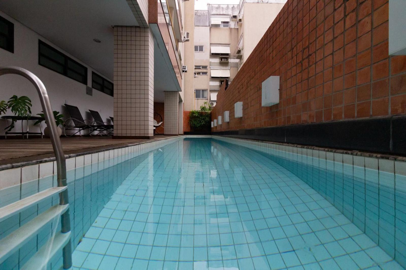 Superior One-Bedroom Apartment Balcony