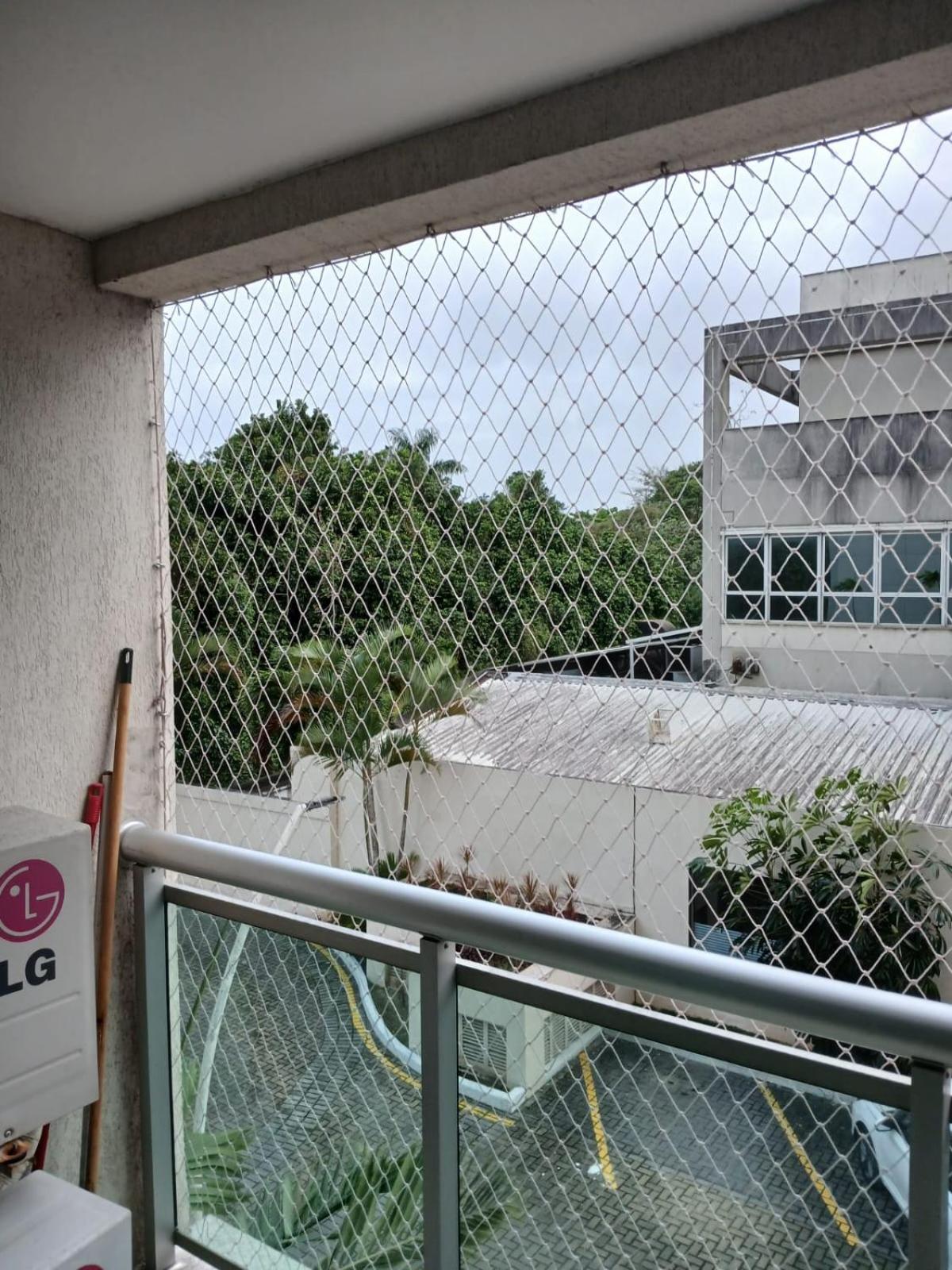 One-Bedroom Loft Apartment Balcony