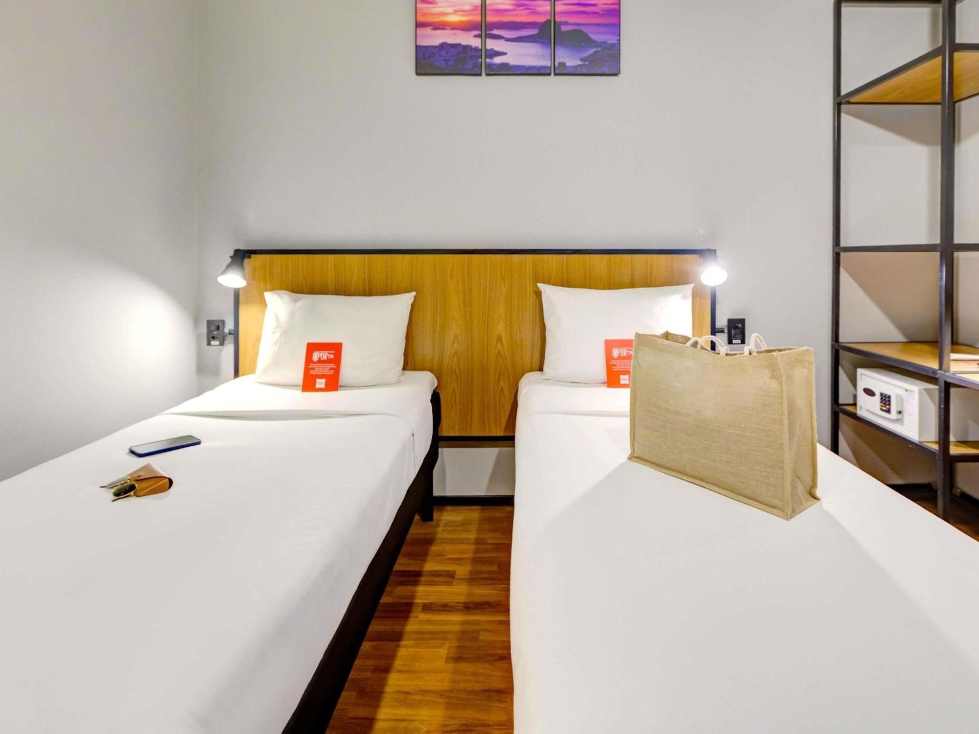 Standard Apartment Twin Beds