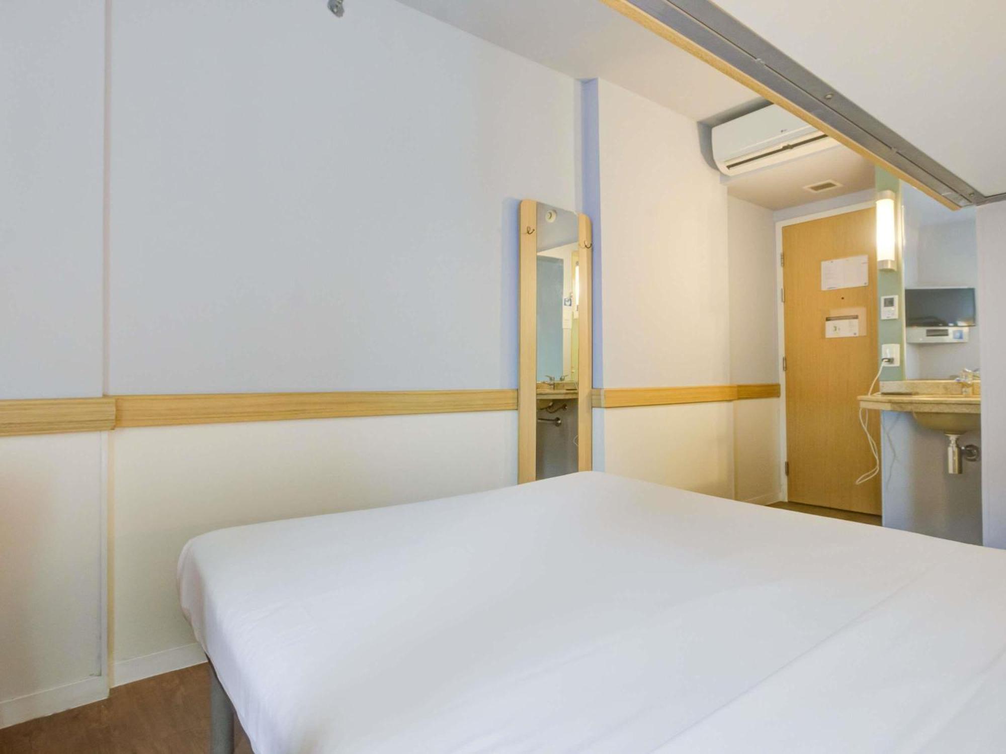 Triple Room Double Bed Bunk Bed