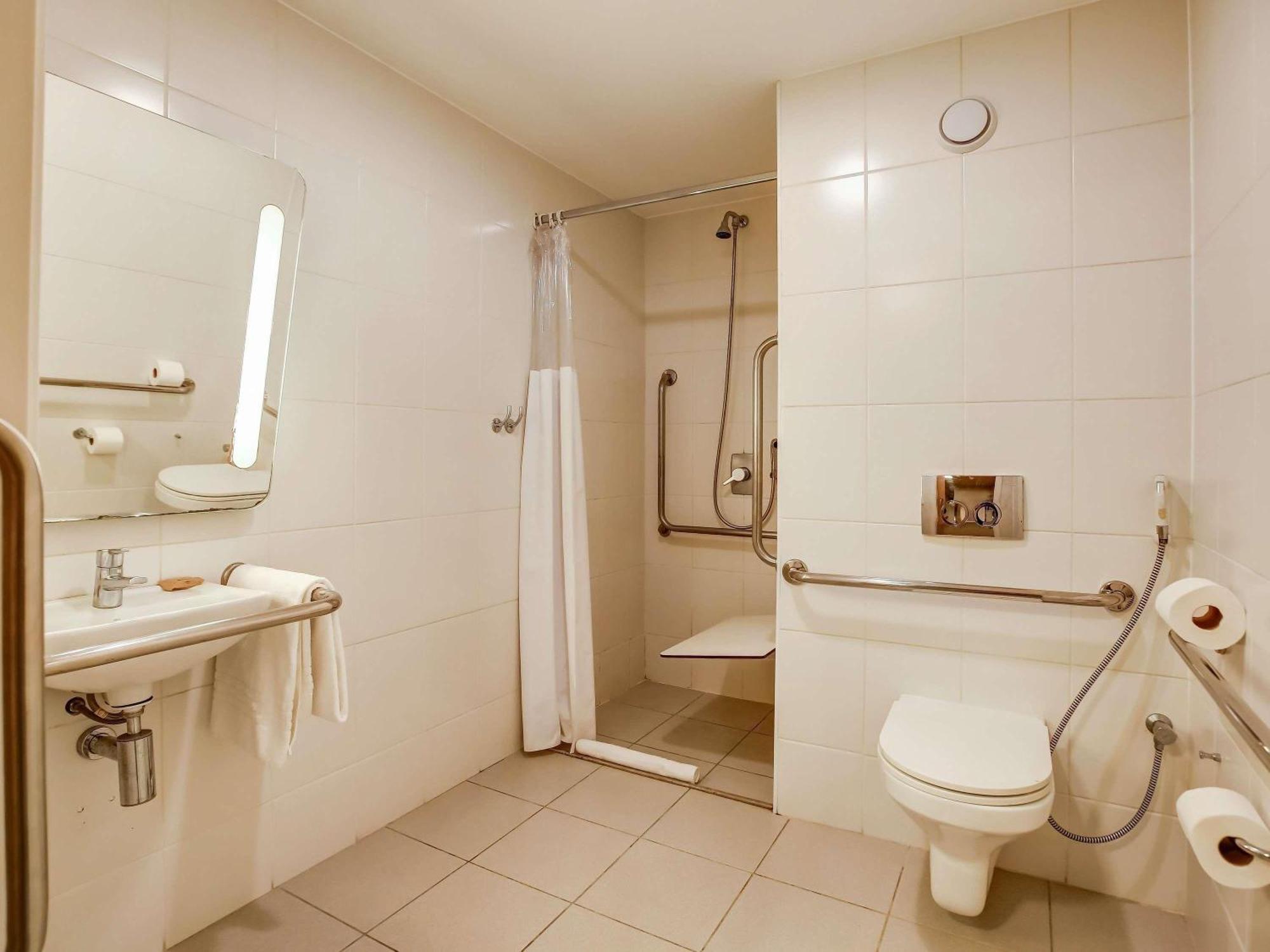 Standard Double Room Disability Access