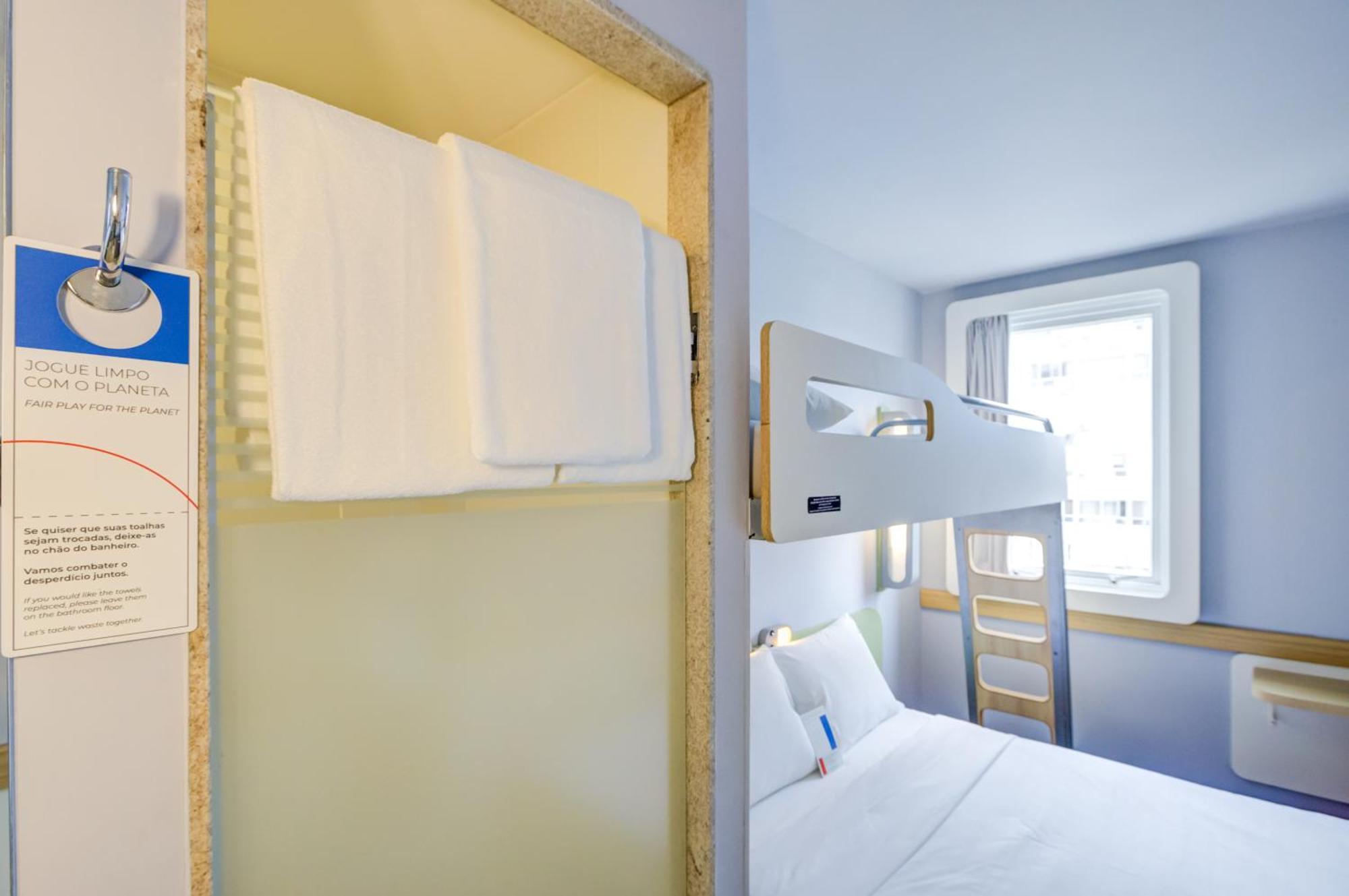 Triple Room Double Bed Bunk Bed