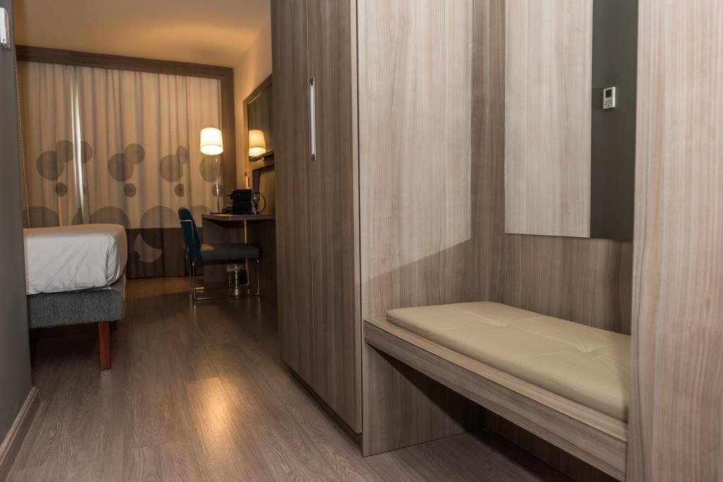 Executive Apartment One Double Bed