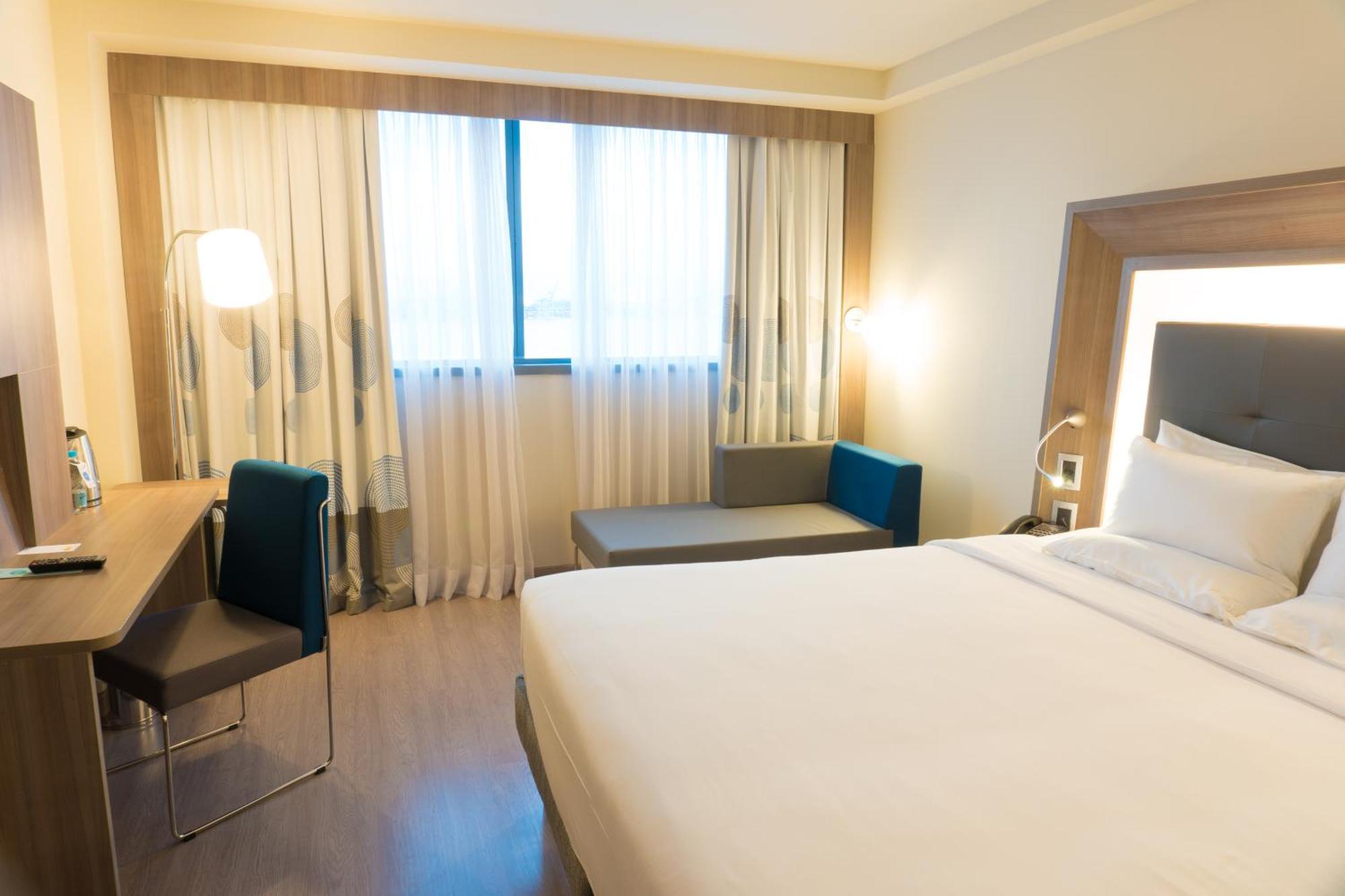 Executive Queen Room Sea View
