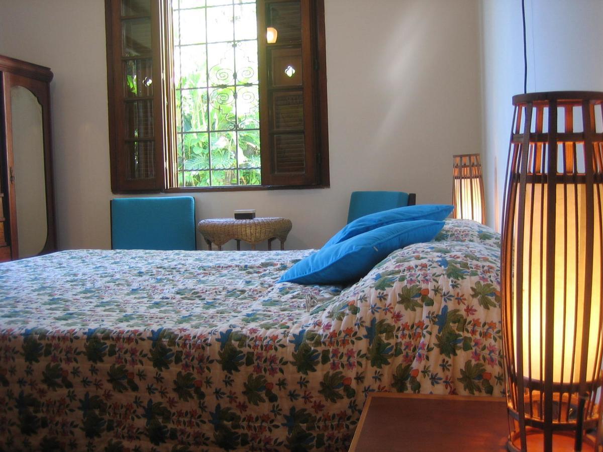 Quarto Duplo com Vista do Jardim