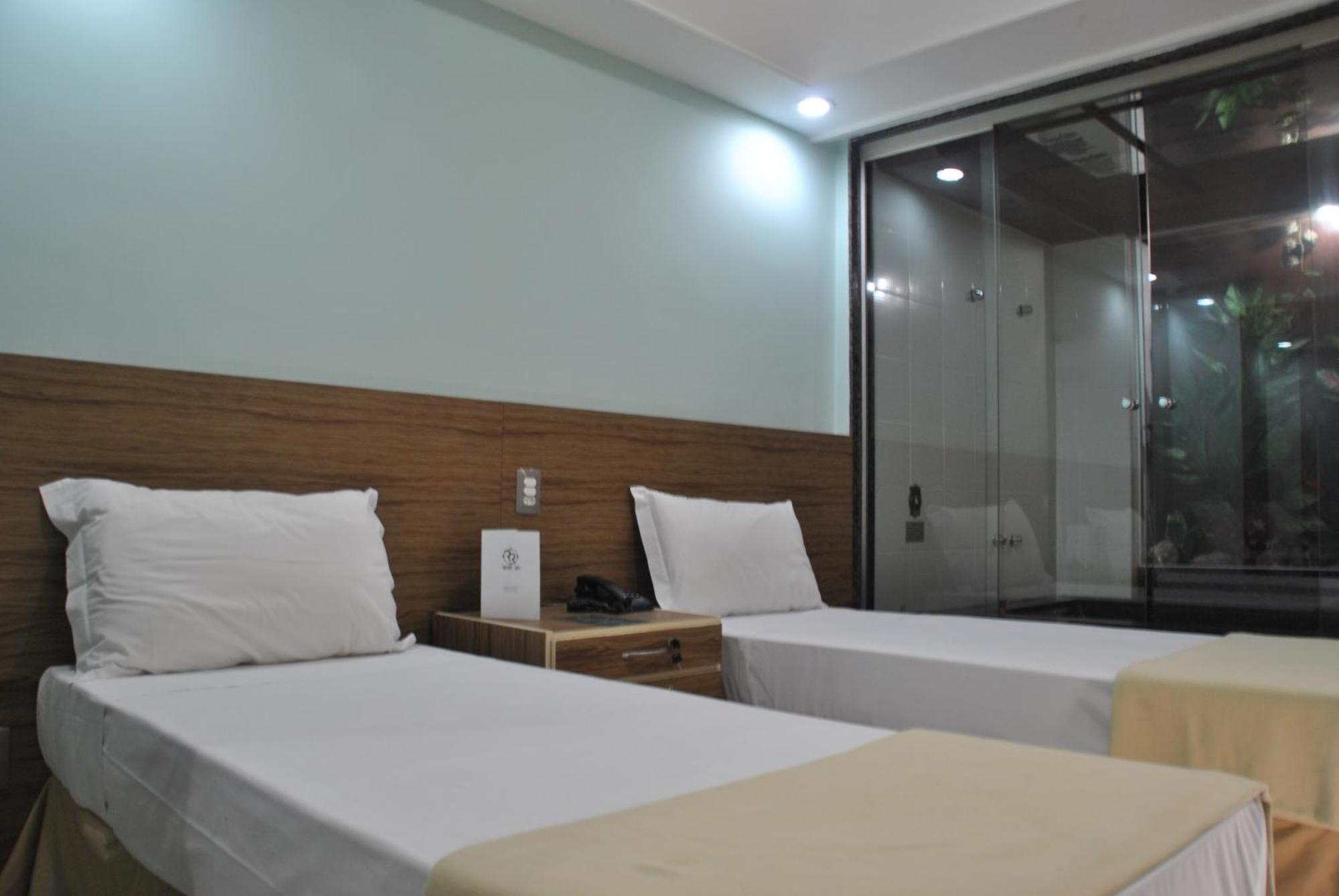 Quarto Standard com 2 Camas de Solteiro