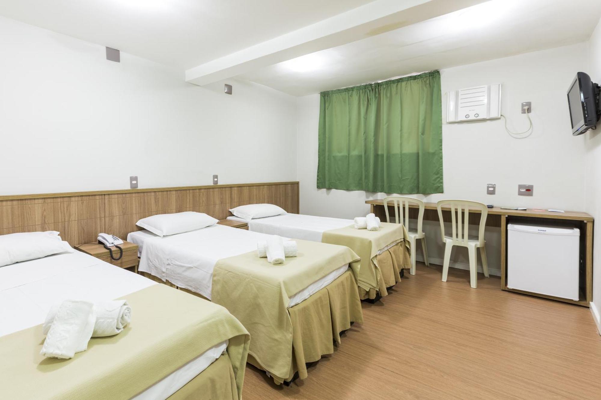 Quarto Duplo Família