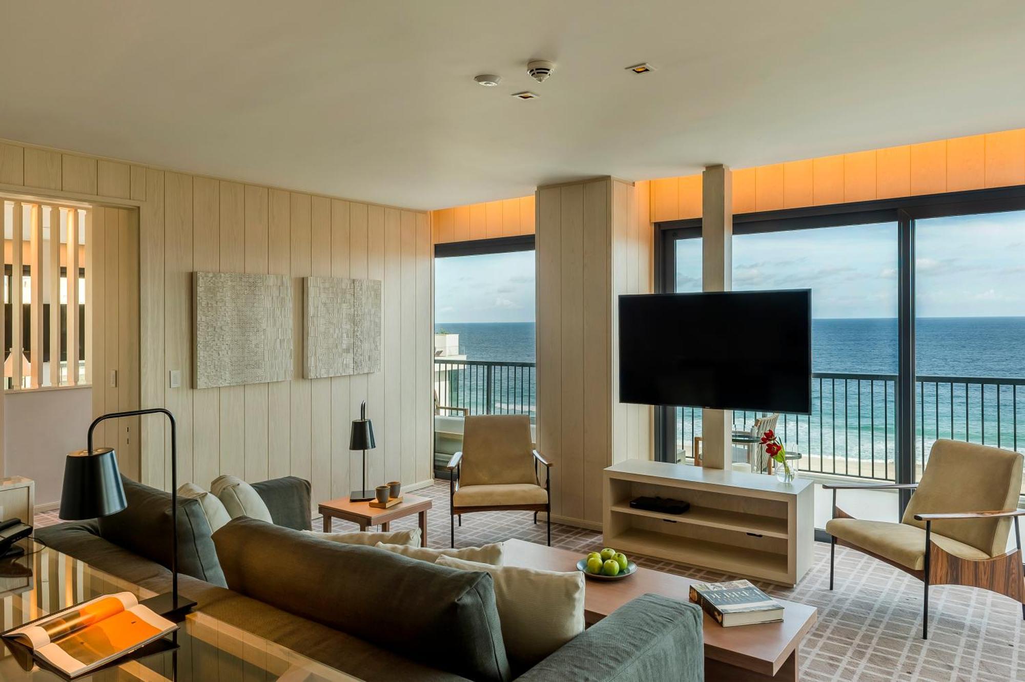 Diplomat Suite