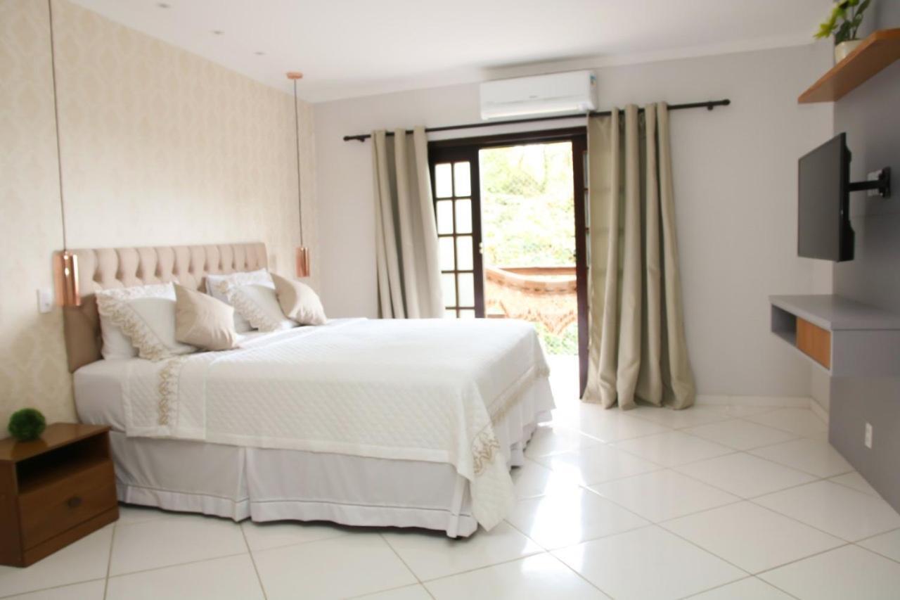 King Suite Spa Bath