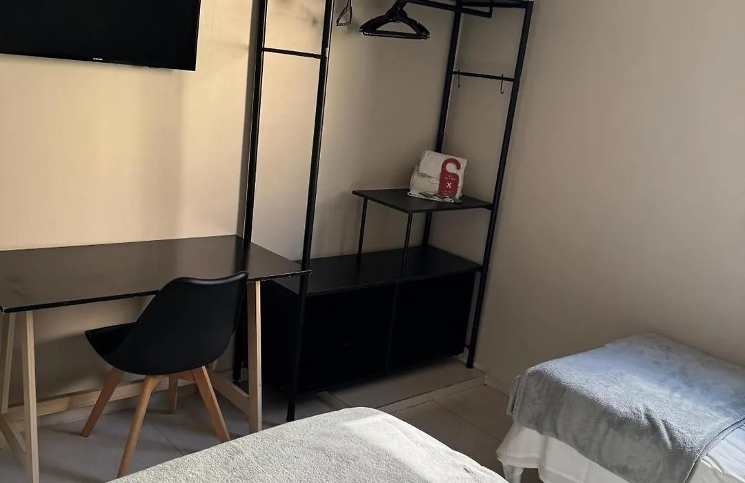 Studio Living Flamengo-1