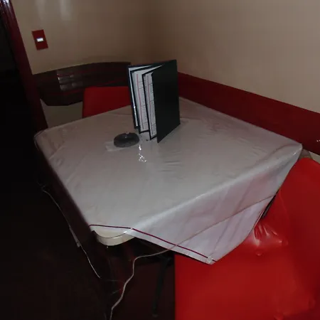 Hotel Show Adult Only-3