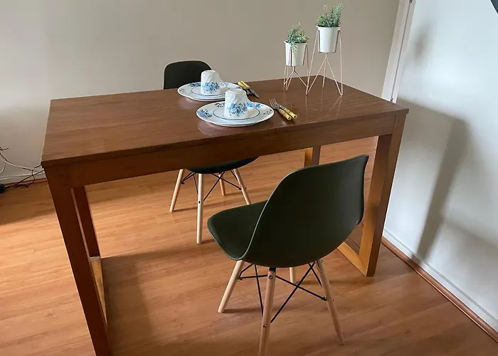 Flat no Leblon, 2 Quadras da Praia, Academia e Arrumação Diária na Rua Dias Ferreira by Tata Rio de Janeiro